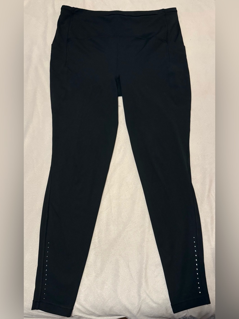 Lululemon Swift Speed HighRise Tight 28”Legging (Edition w/Reflective Detailing)